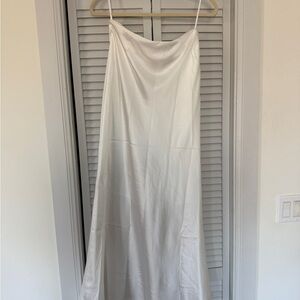 Commense White Satin Skirt